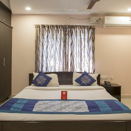 היידראבד Oyo 10373 Apartment The Icon Homes מראה חיצוני תמונה